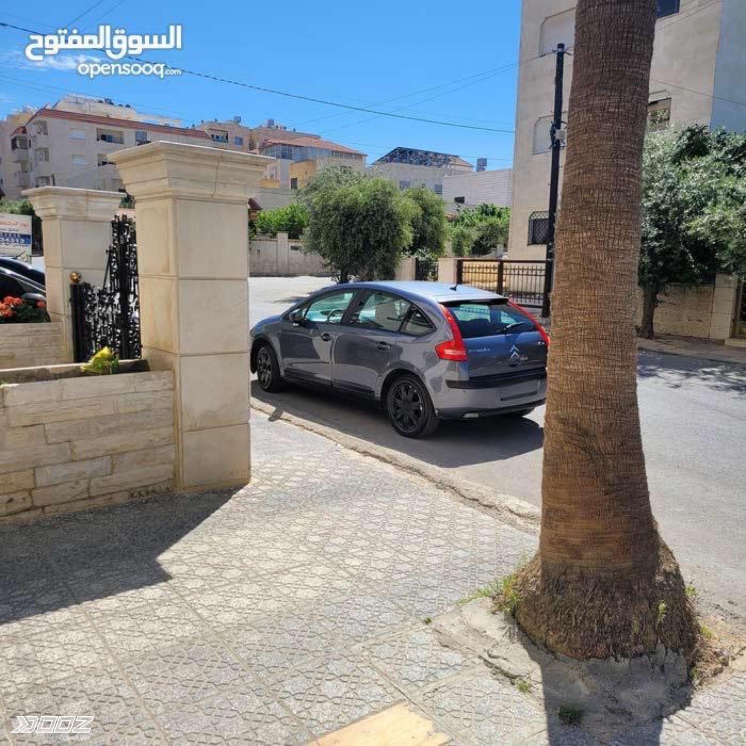 Citroen C4 2011 for sale in Amman