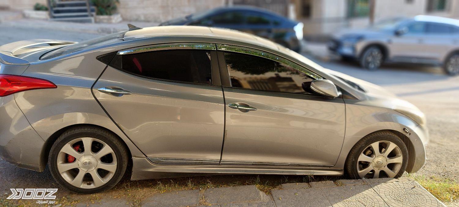 هيونداي Avante 2011 للبيع في عمان