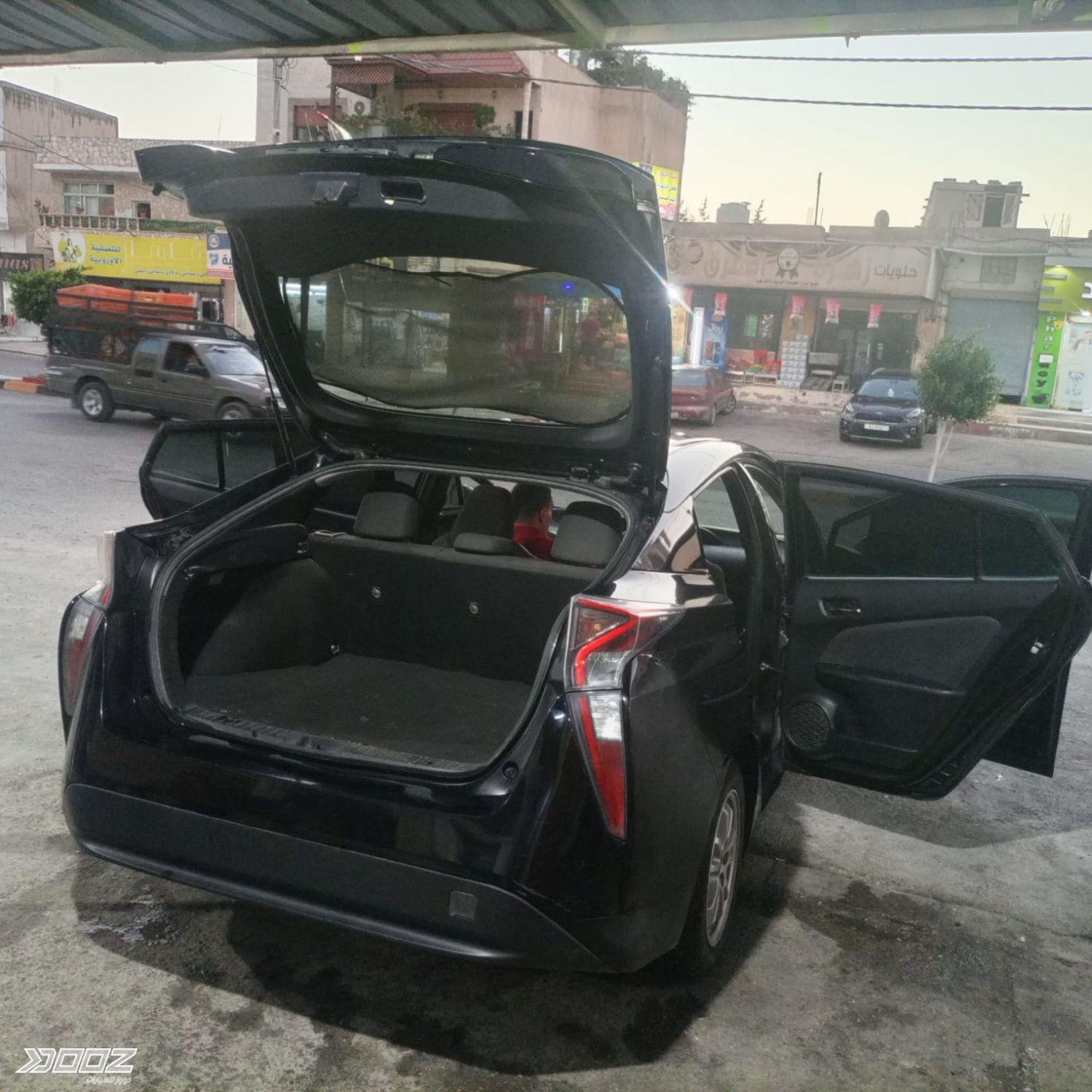 Toyota Prius 2019 for sale in Irbid