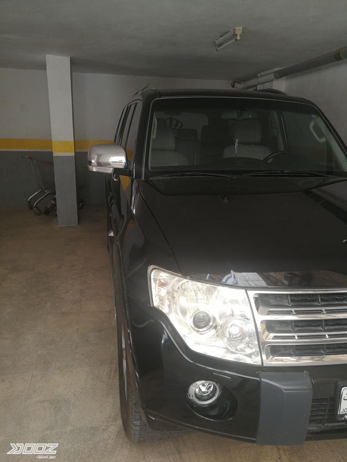 ميتسوبيشي Pajero 2010 للبيع في عمان
