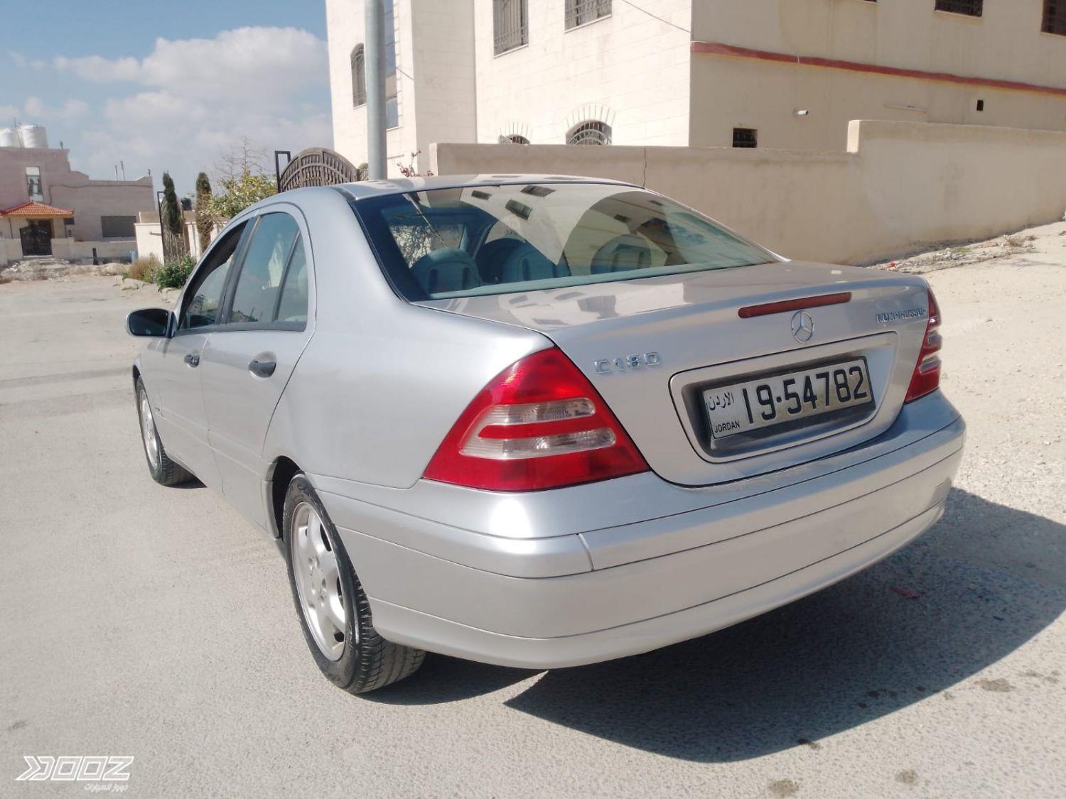 مرسيدس سي 180 كي 2004 للبيع في الزرقاء