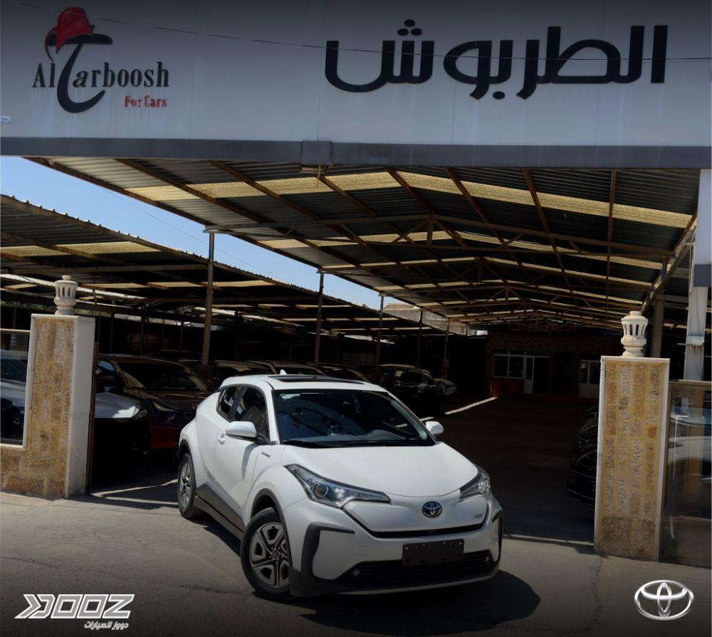 تويوتا سي- اتش ار 2022 للبيع في الزرقاء-المنطقة الحرة