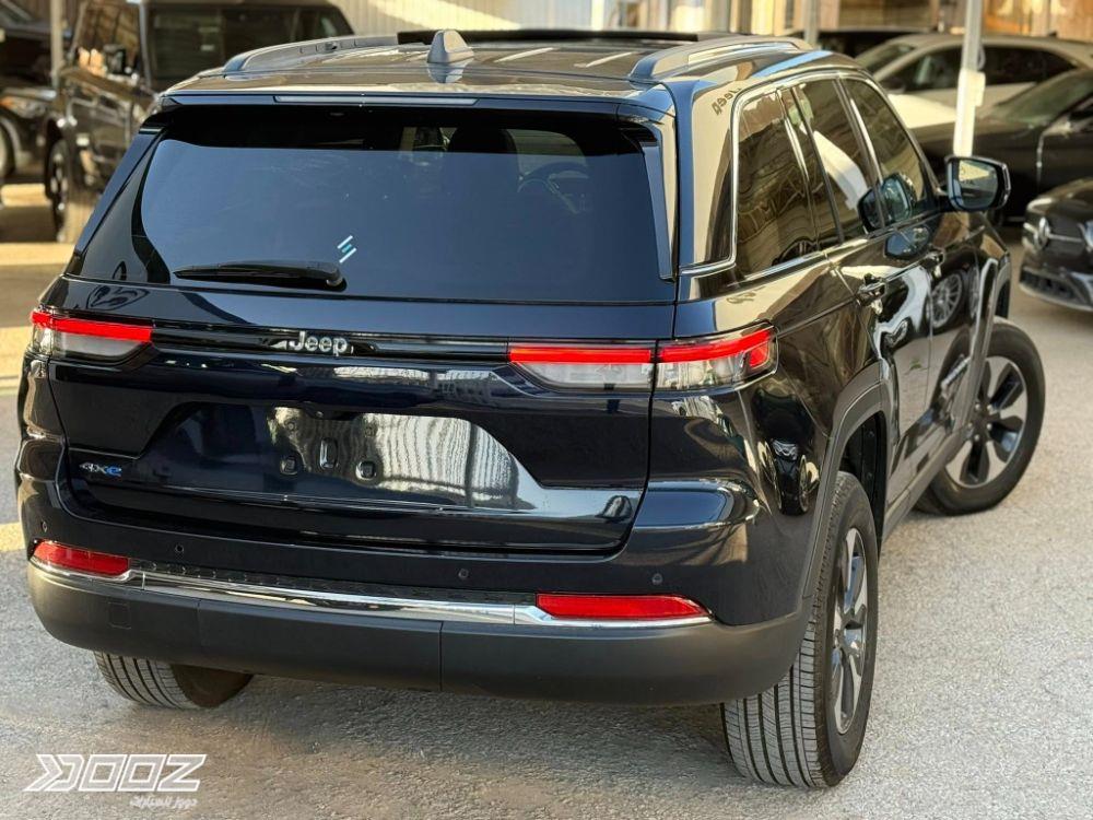 Jeep Grand Cherokee 2023 للبيع في الزرقاء-المنطقة الحرة