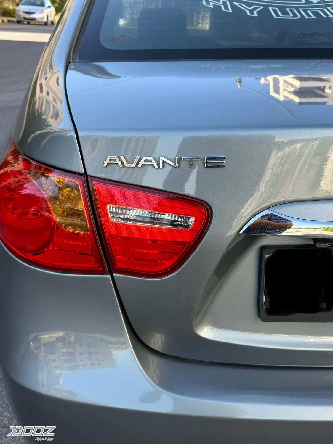 هيونداي Avante 2010 للبيع في عمان