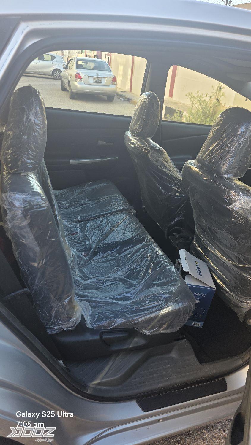 Toyota Prius-V 2014 for sale in Amman