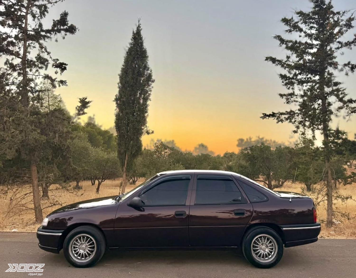Opel Vectra A 1993 for sale in Amman
