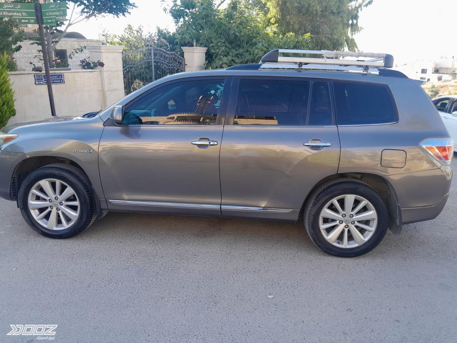 Toyota Highlander 2013 for sale in Amman