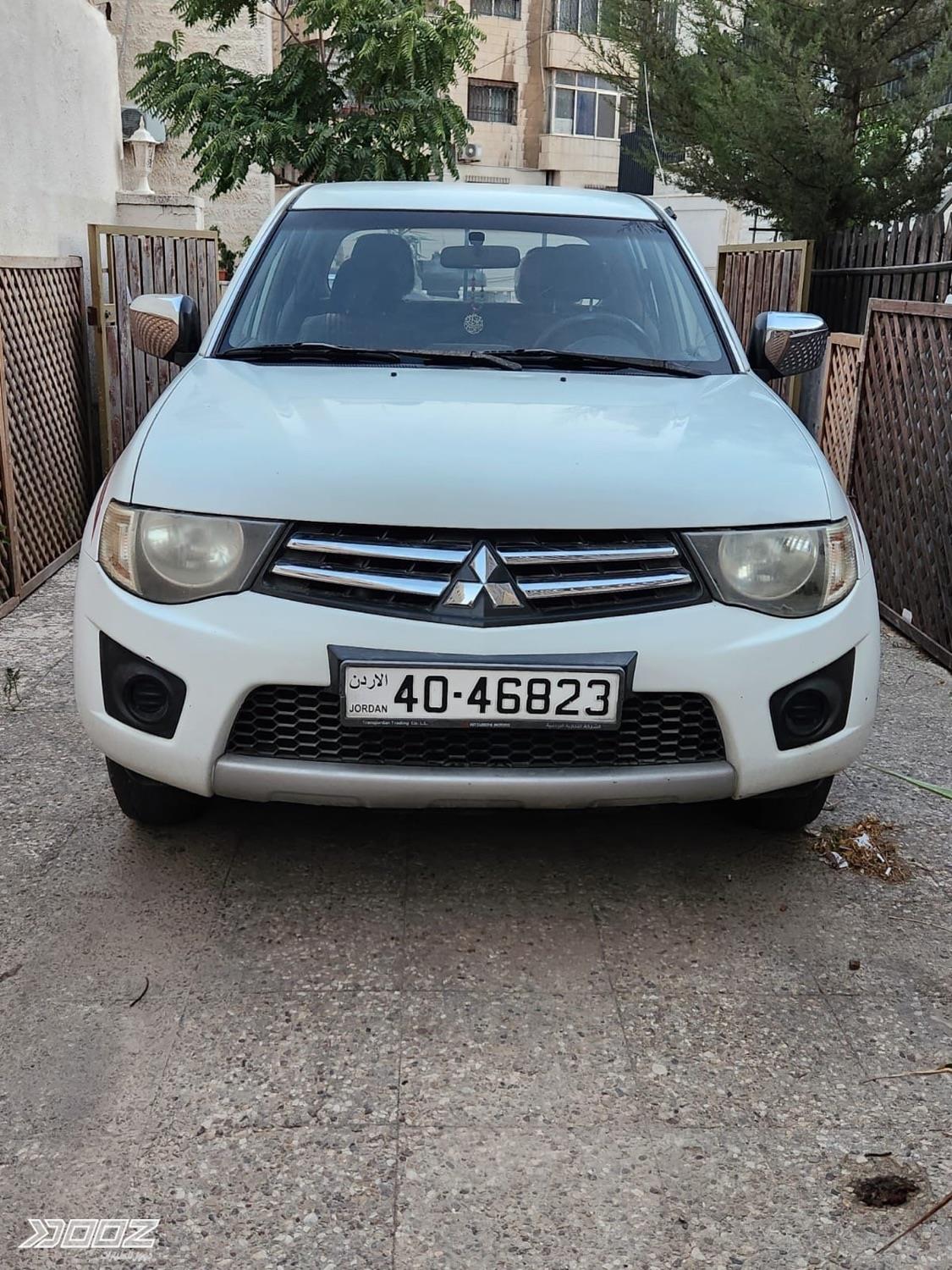 Mitsubishi L200 2015 for sale in Amman