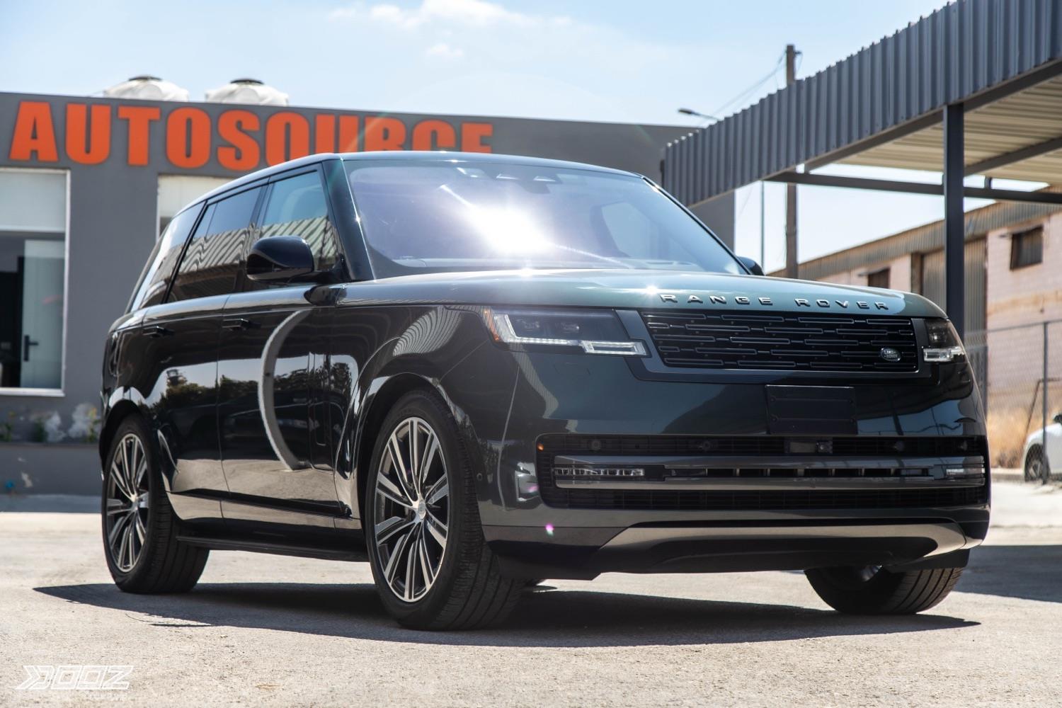 Land Rover Range Rover 2023 for sale in Zarqa-freezone