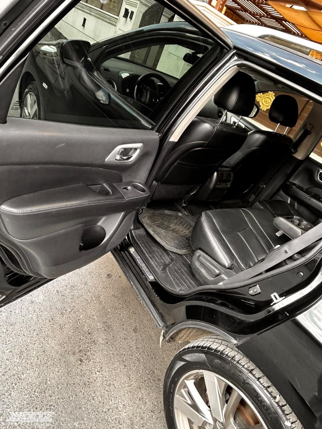 Nissan Pathfinder 2014 for sale in Amman