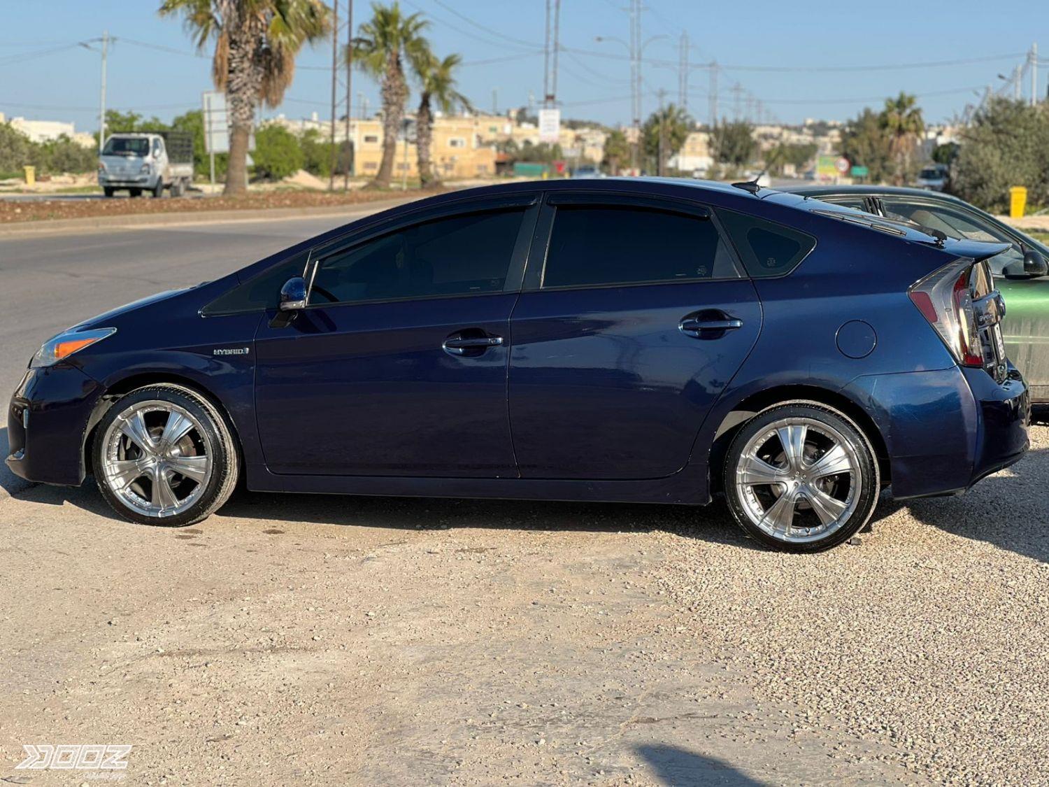 Toyota Prius 2014 for sale in Irbid