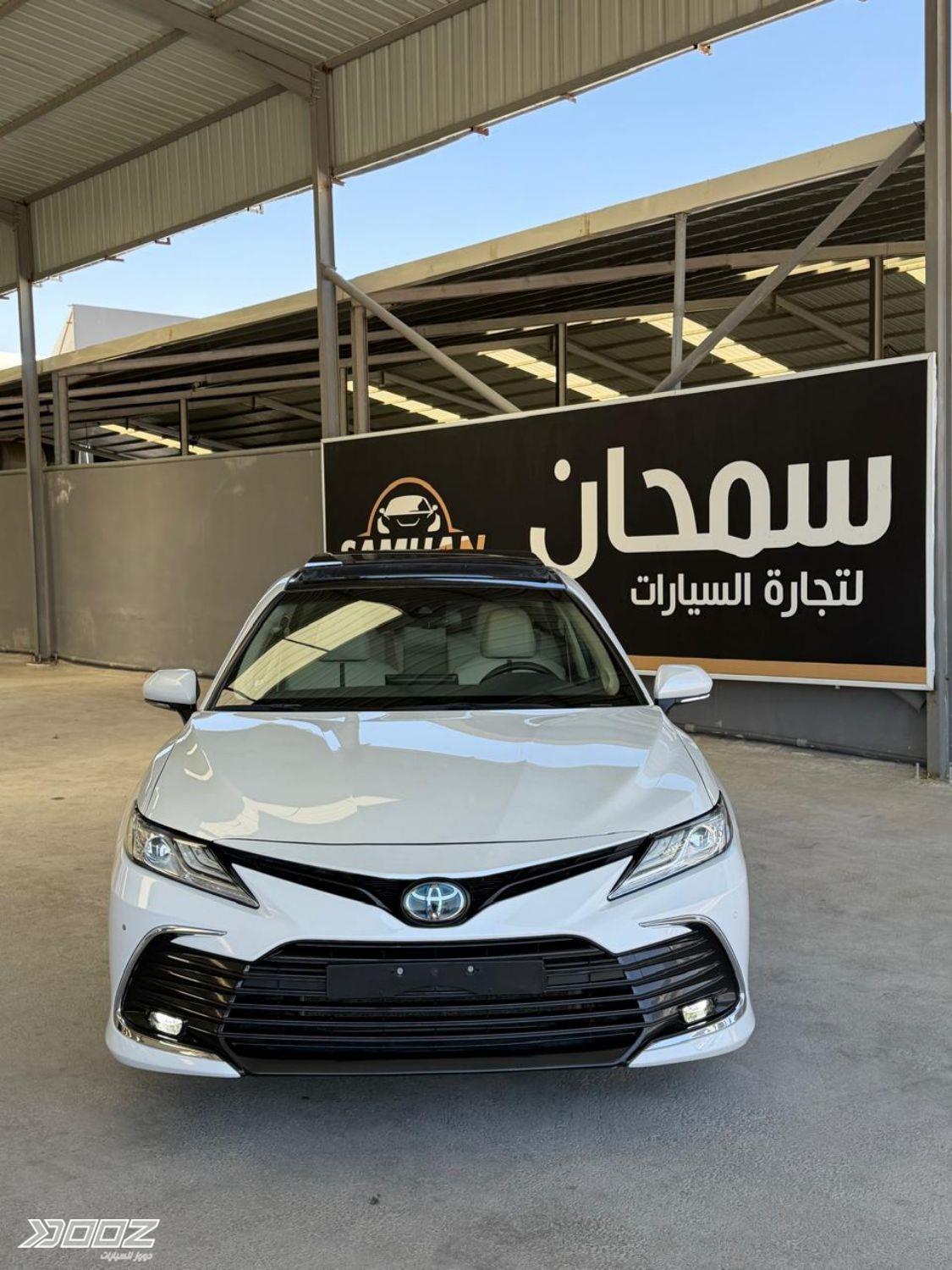 Toyota Camry 2023 for sale in Zarqa-freezone