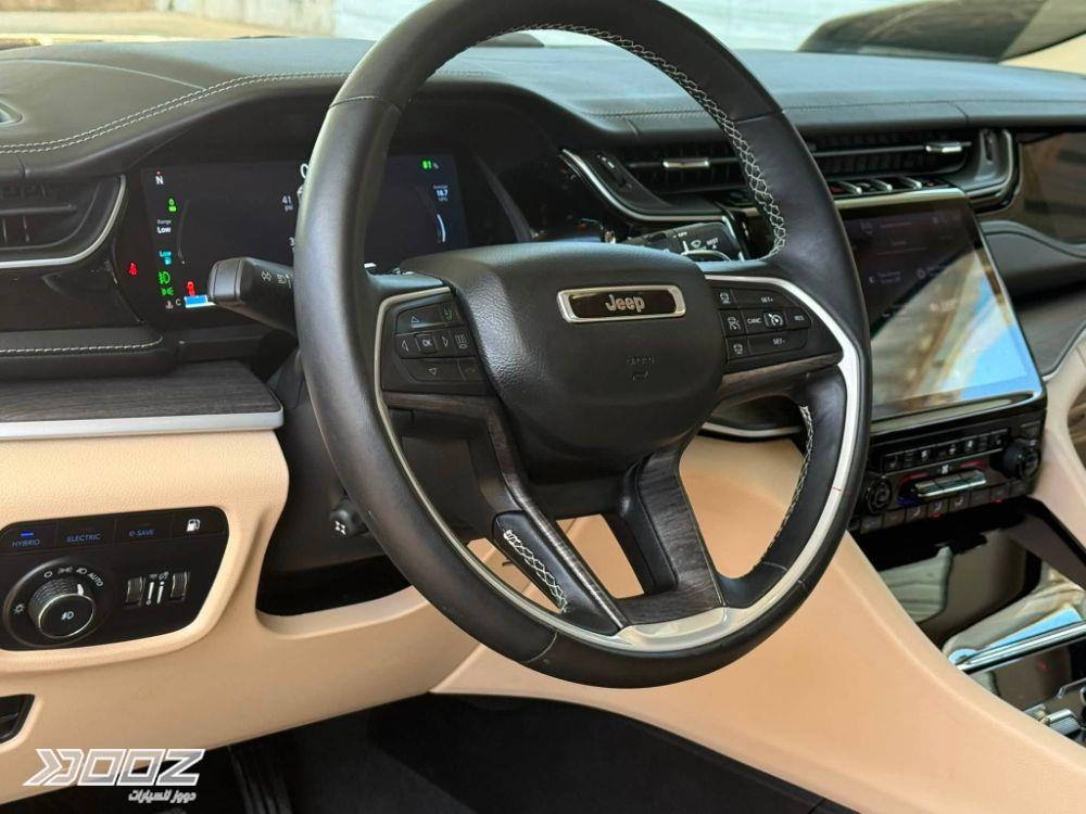 Jeep Grand Cherokee 2022 للبيع في الزرقاء-المنطقة الحرة