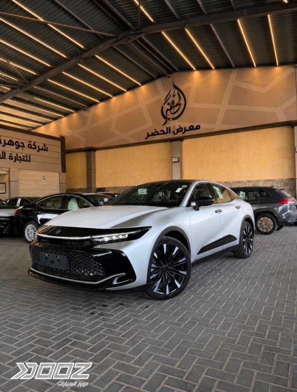 Toyota Crown 2023 for sale in Zarqa-freezone