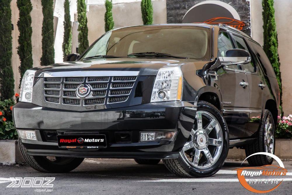 Cadillac Escalade 2012 for sale in Amman