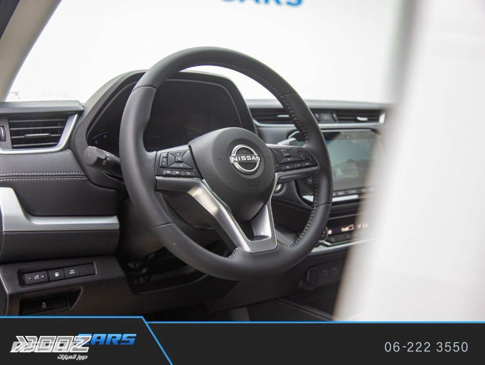 نيسان Navara 2025 للبيع في عمان