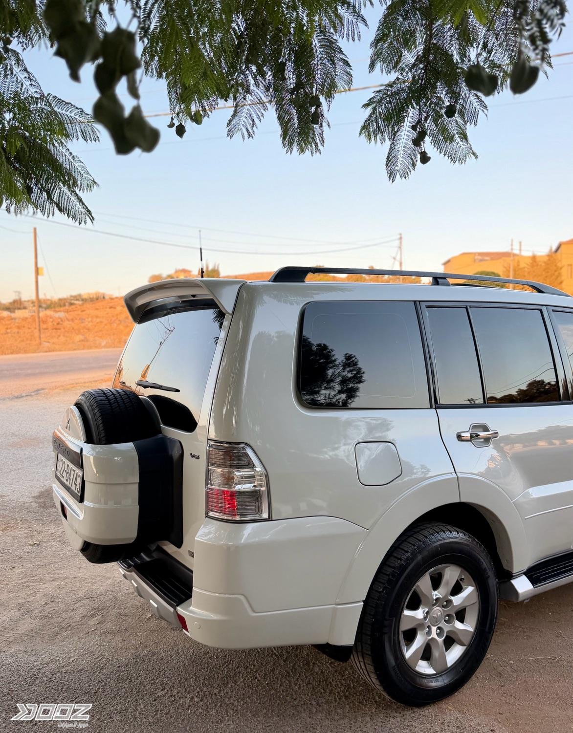 ميتسوبيشي Pajero 2011 للبيع في عمان