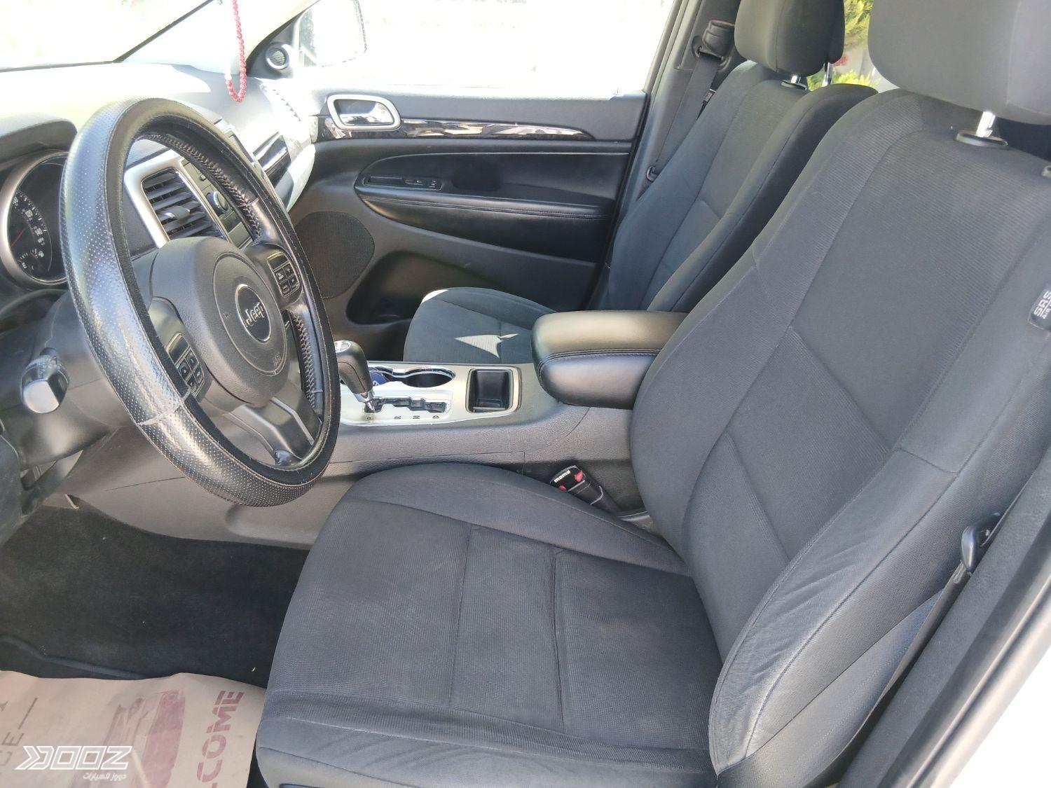 Jeep Grand Cherokee 2012 for sale in Amman