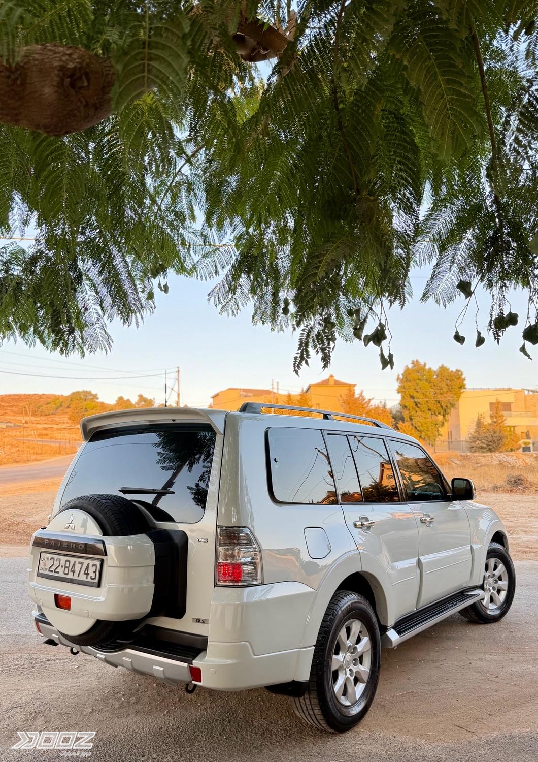 ميتسوبيشي Pajero 2011 للبيع في عمان