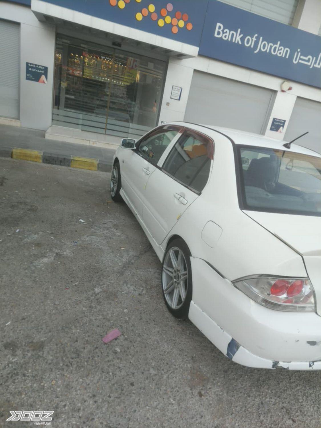 ميتسوبيشي لانسر 2010 للبيع في عمان