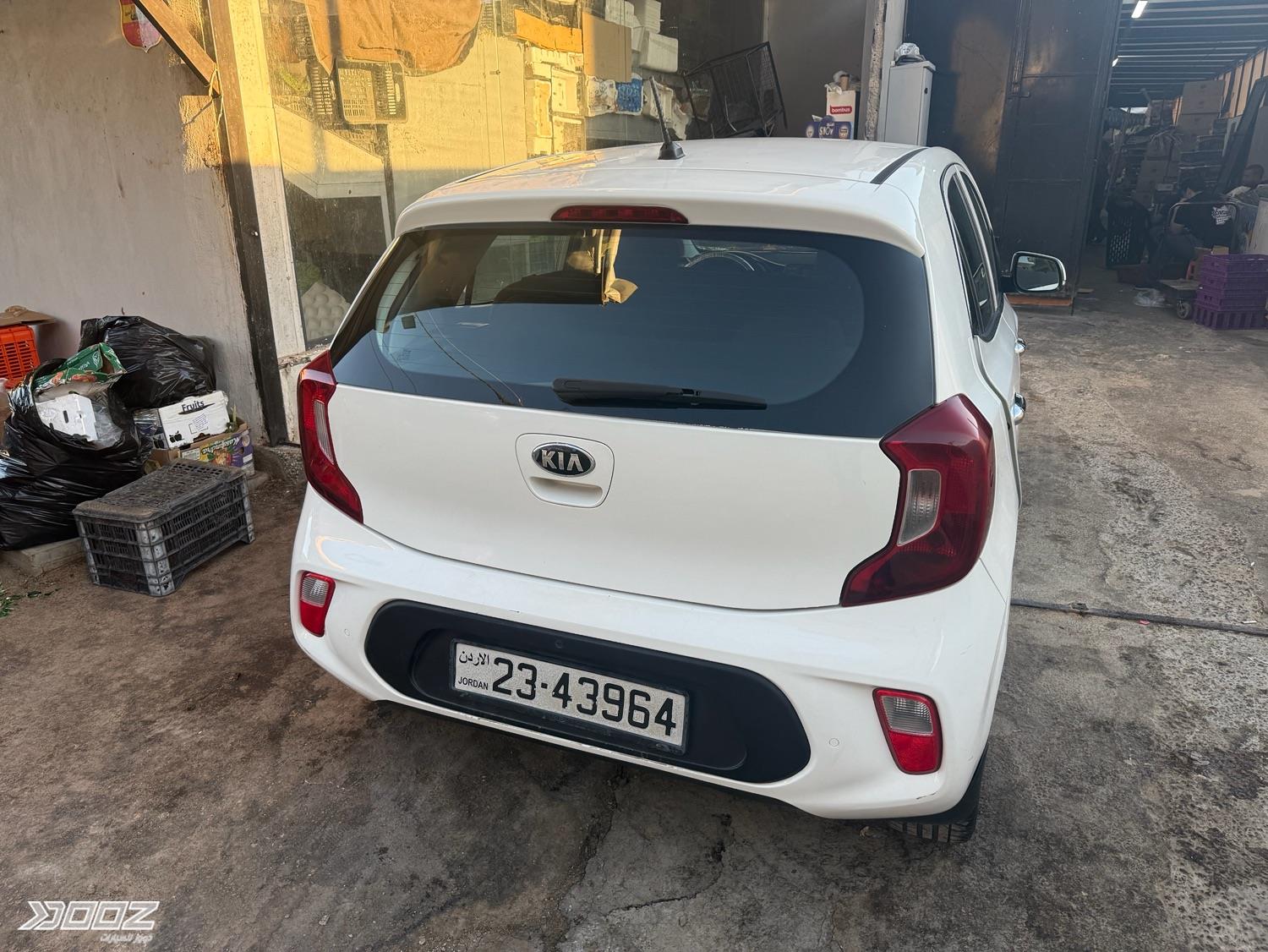 كيا Picanto 2018 للبيع في عمان