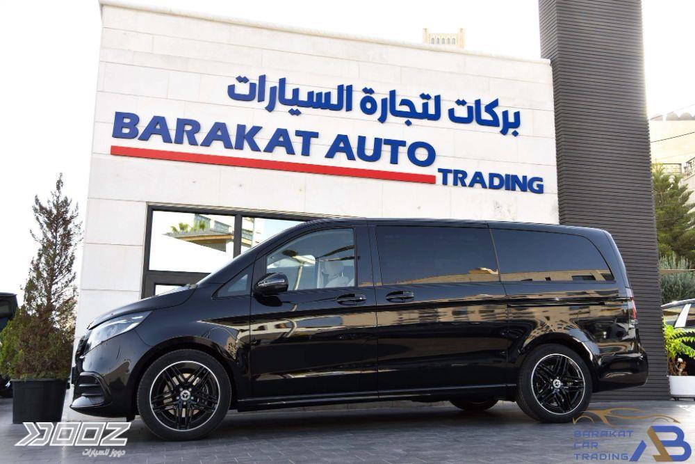 مرسيدس في 300 2025 للبيع في عمان