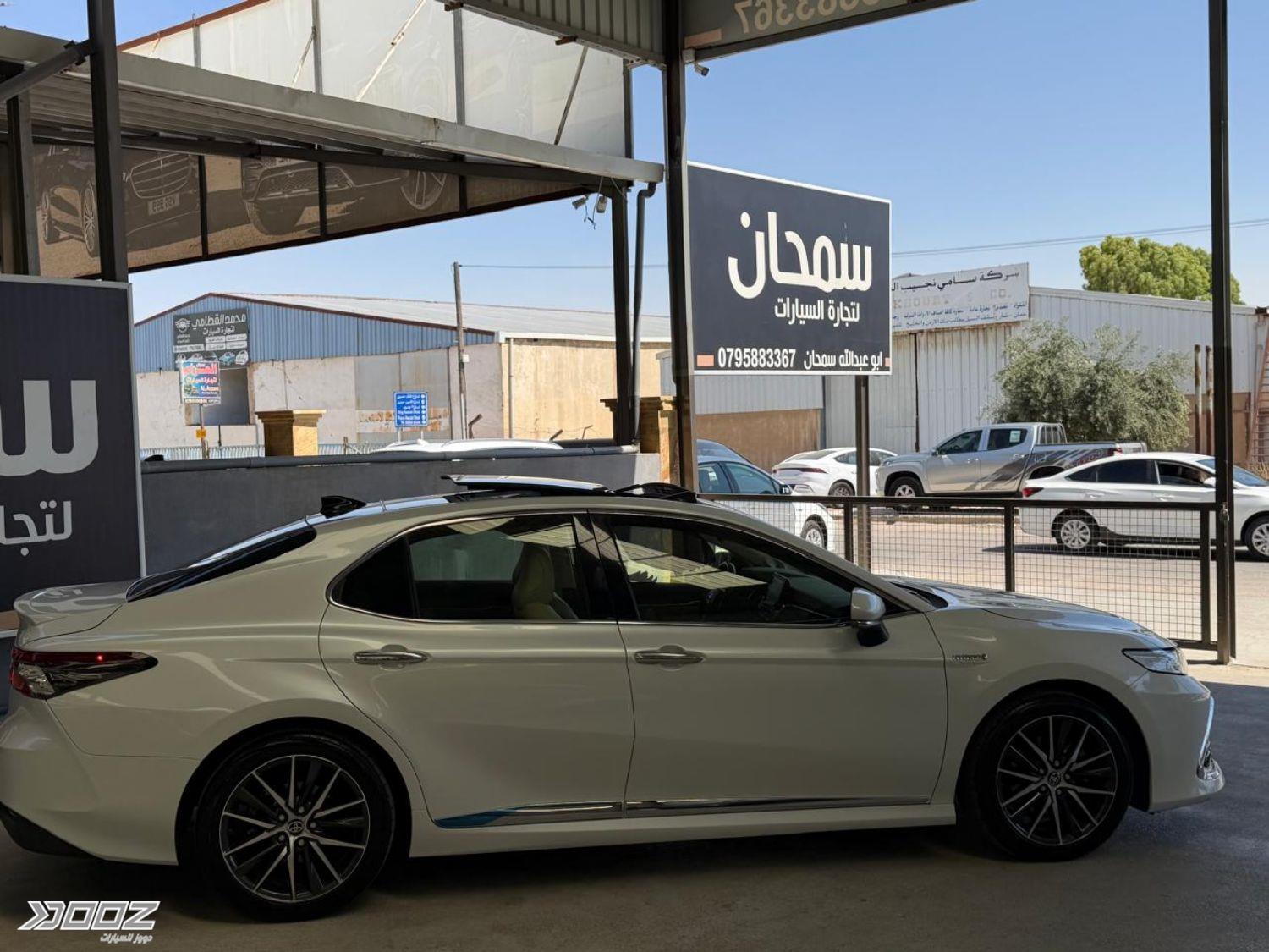Toyota Camry 2023 for sale in Zarqa-freezone