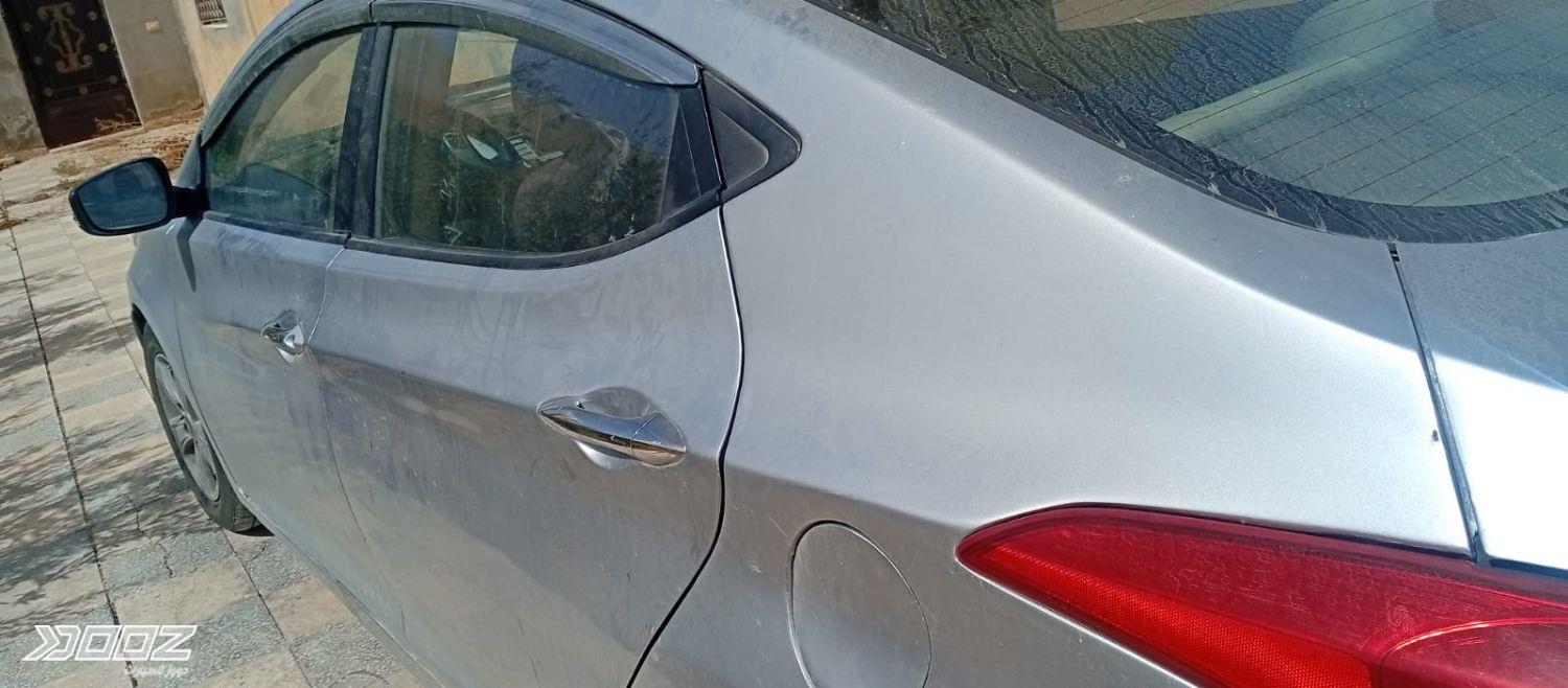 هيونداي Elantra 2012 للبيع في عمان