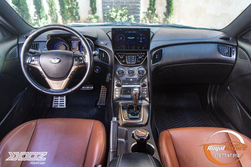 Hyundai Genesis 2012 for sale in Amman