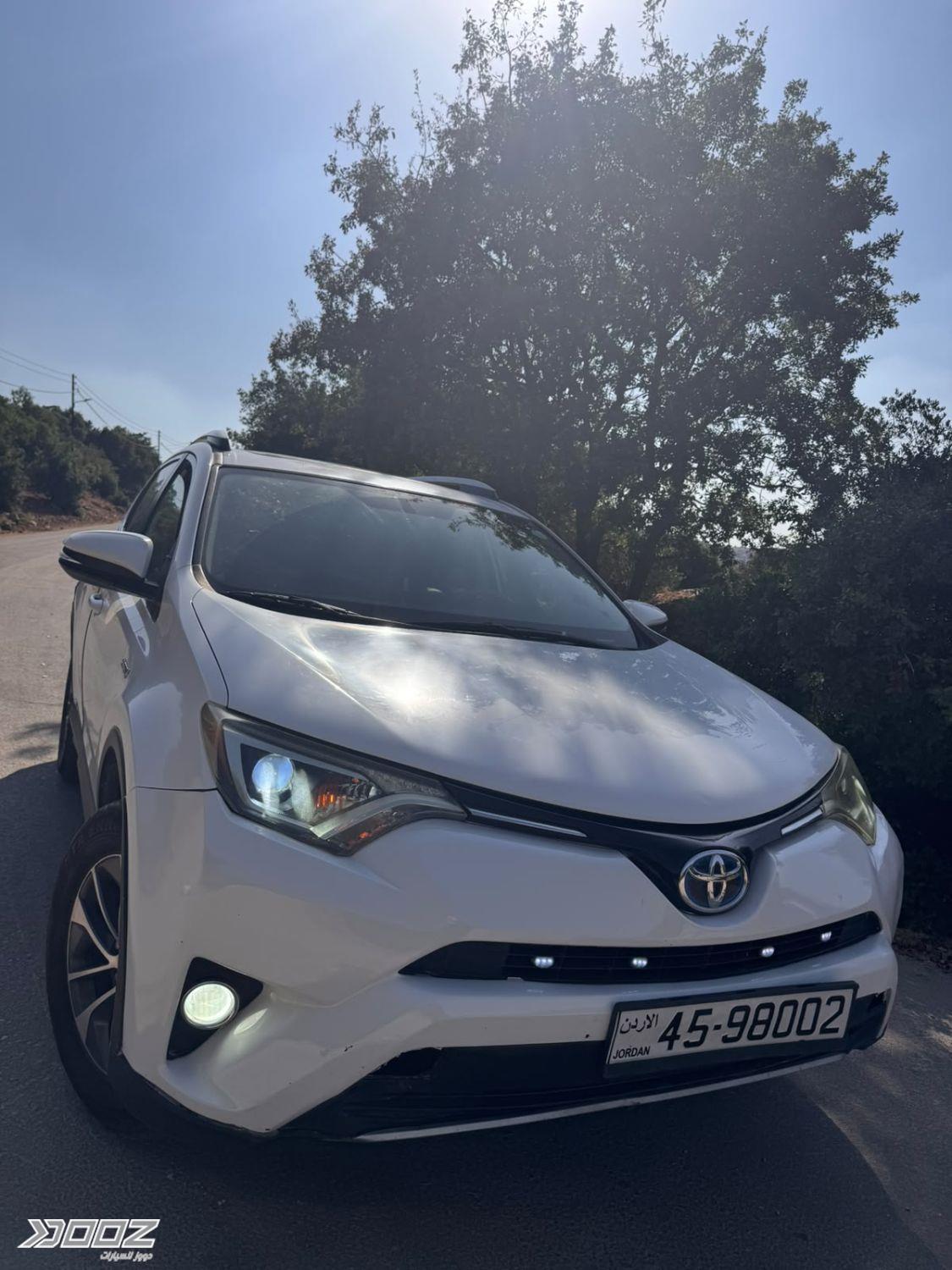 Toyota RAV4 2016 for sale in Ajloun