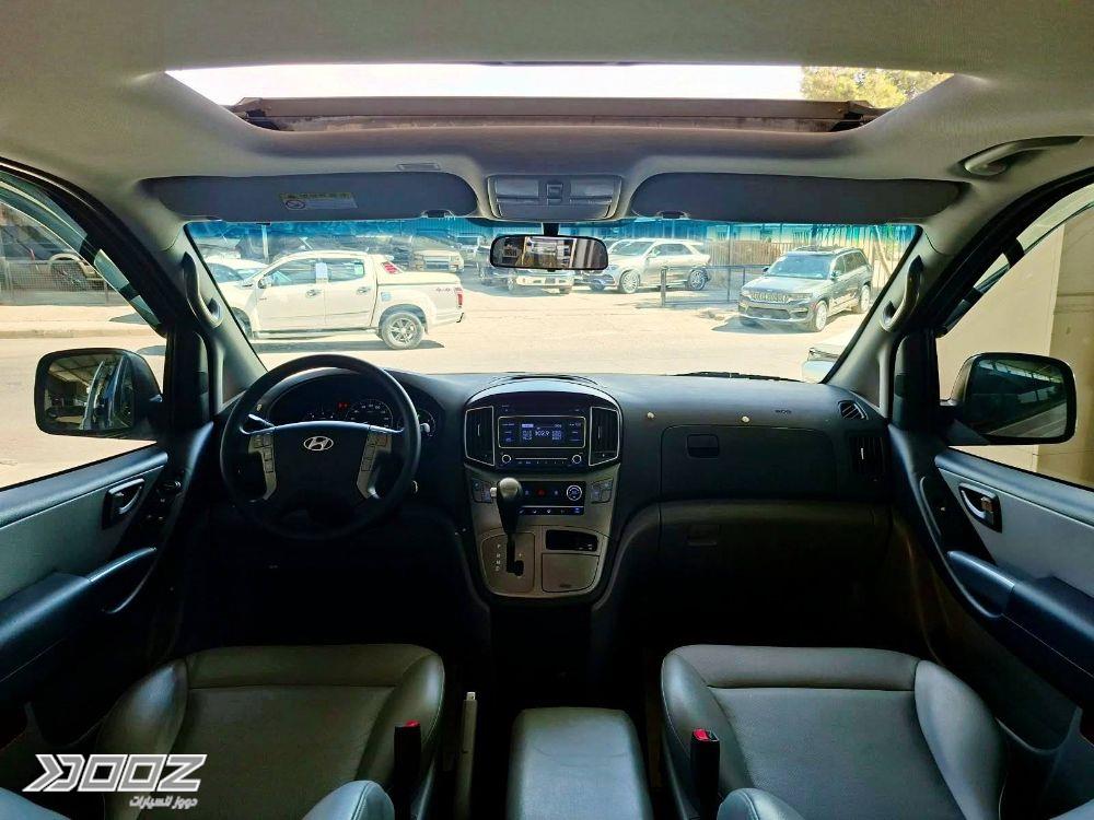 Hyundai H-1 2017 for sale in Amman