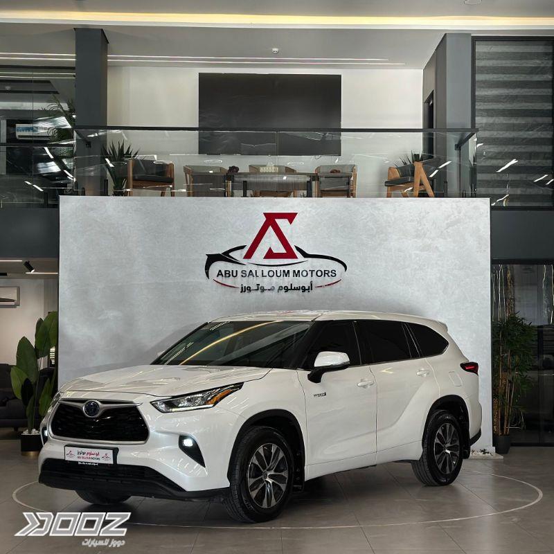 Toyota Highlander 2020 for sale in Zarqa-freezone