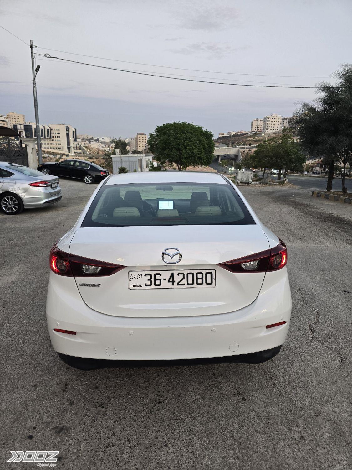 مازدا 3 2018 للبيع في عمان