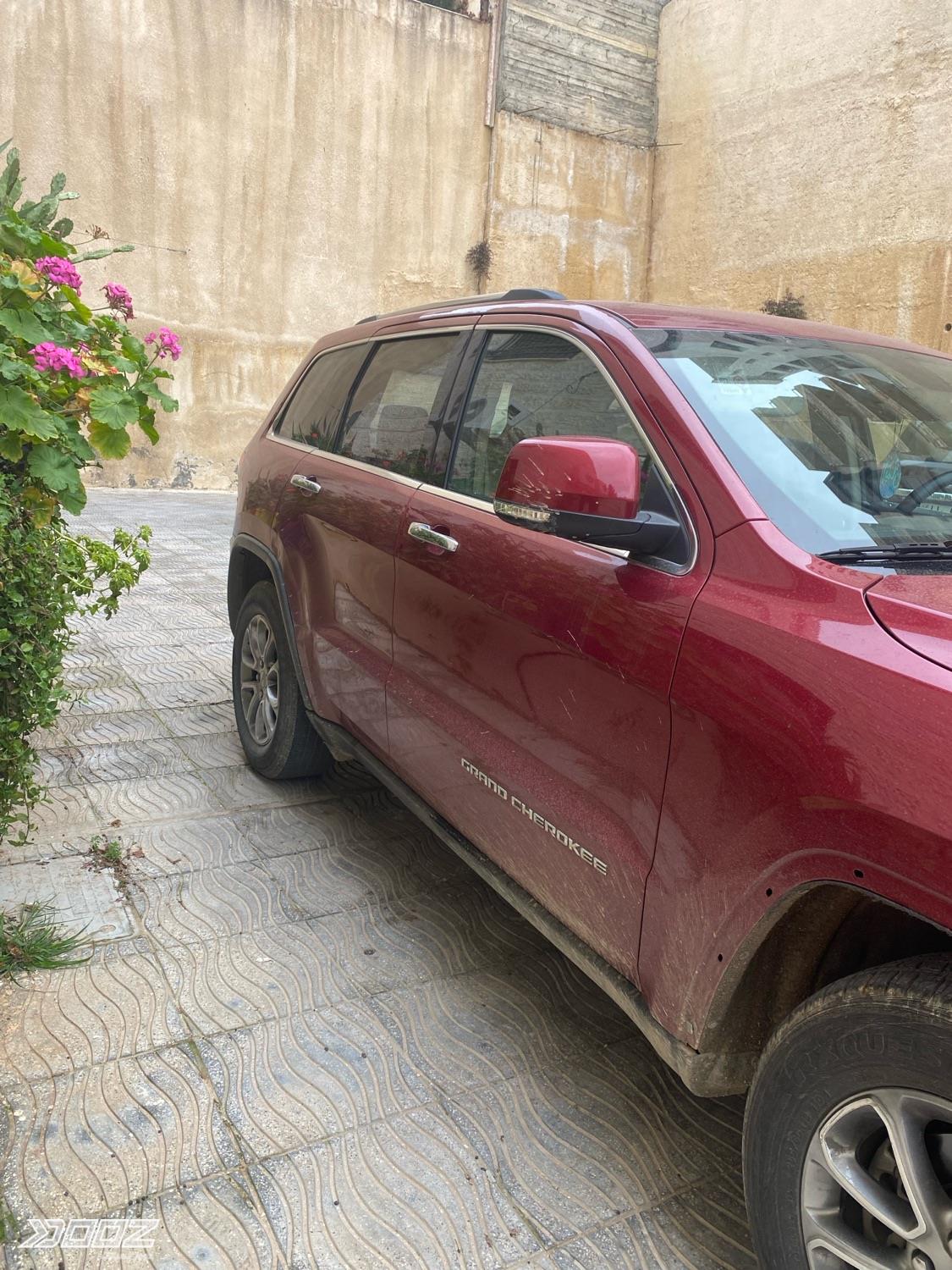 Jeep Grand Cherokee 2014 for sale in Amman