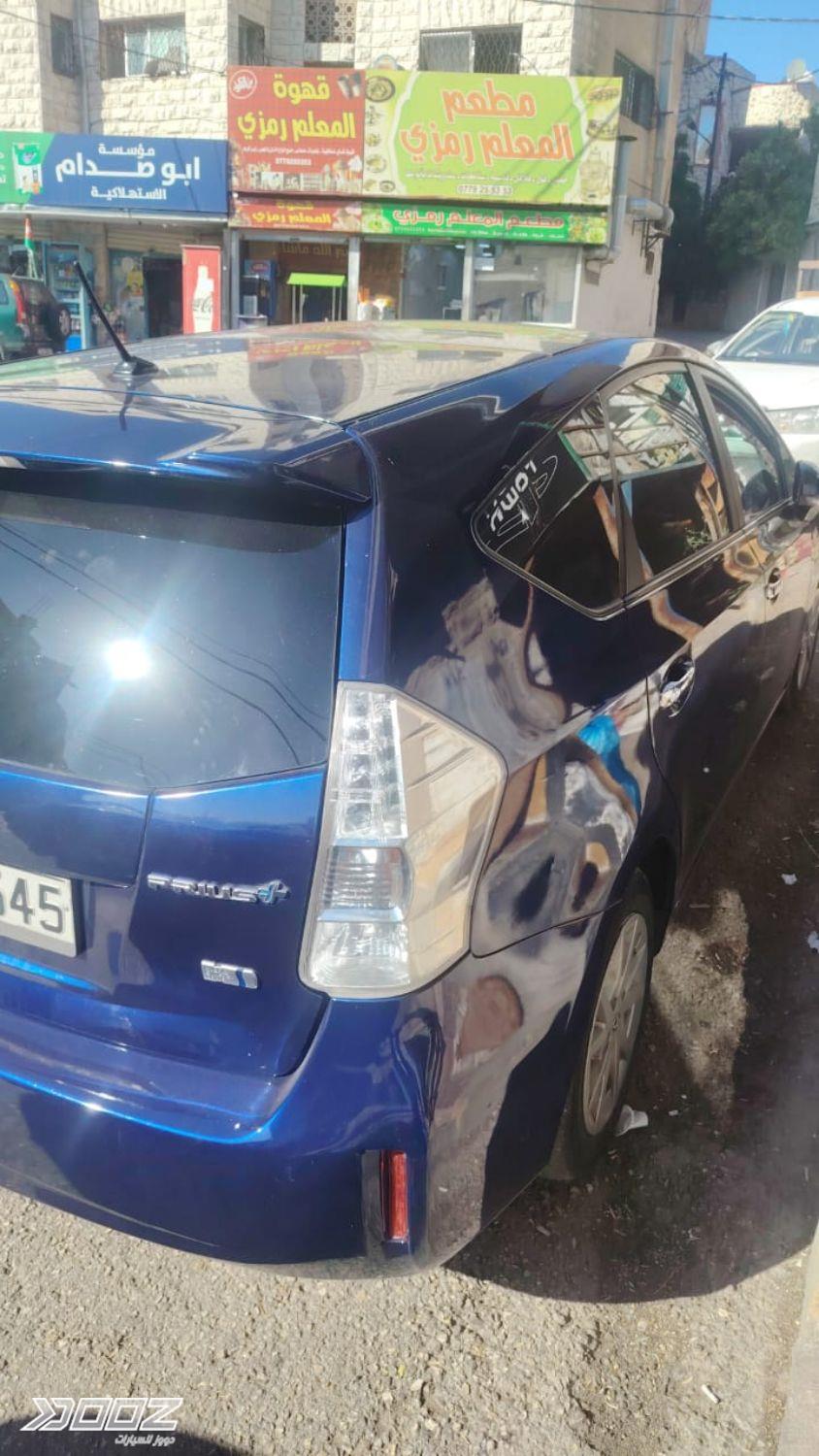 Toyota Prius 2013 for sale in Ajloun