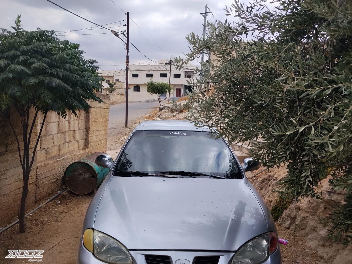 Hyundai Avante 1998 for sale in Ajloun