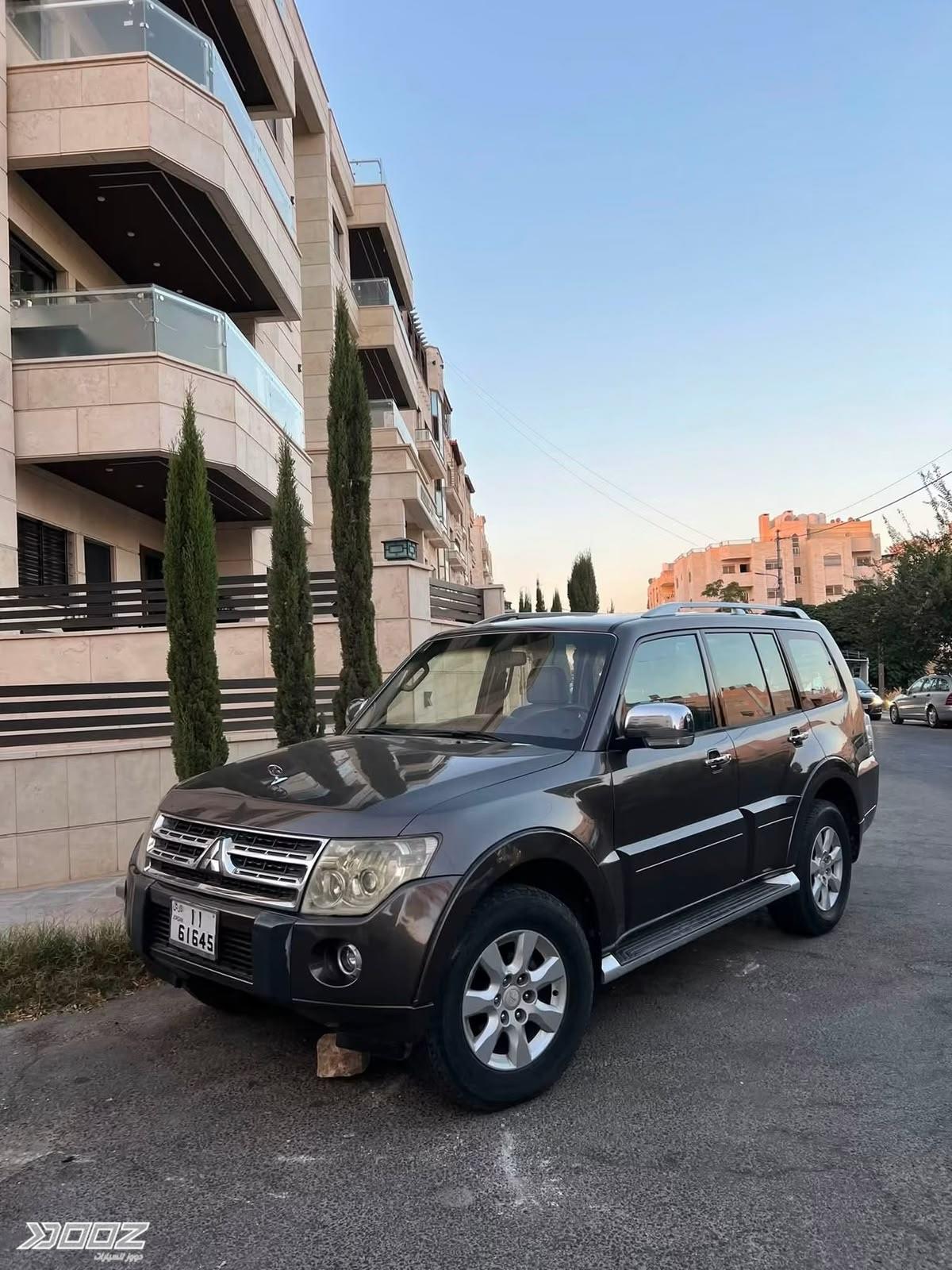 ميتسوبيشي Pajero 2010 للبيع في عمان