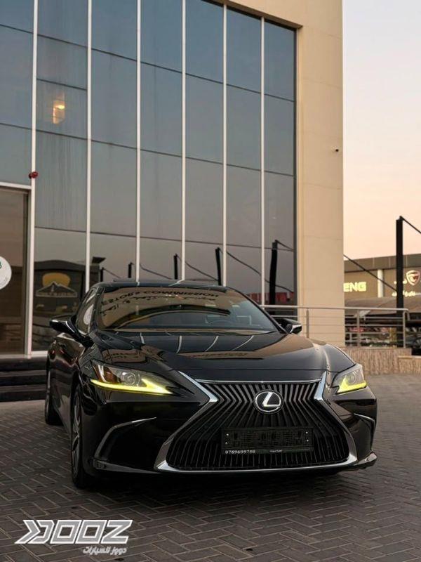 Lexus ES300H 2021 for sale in Zarqa-freezone