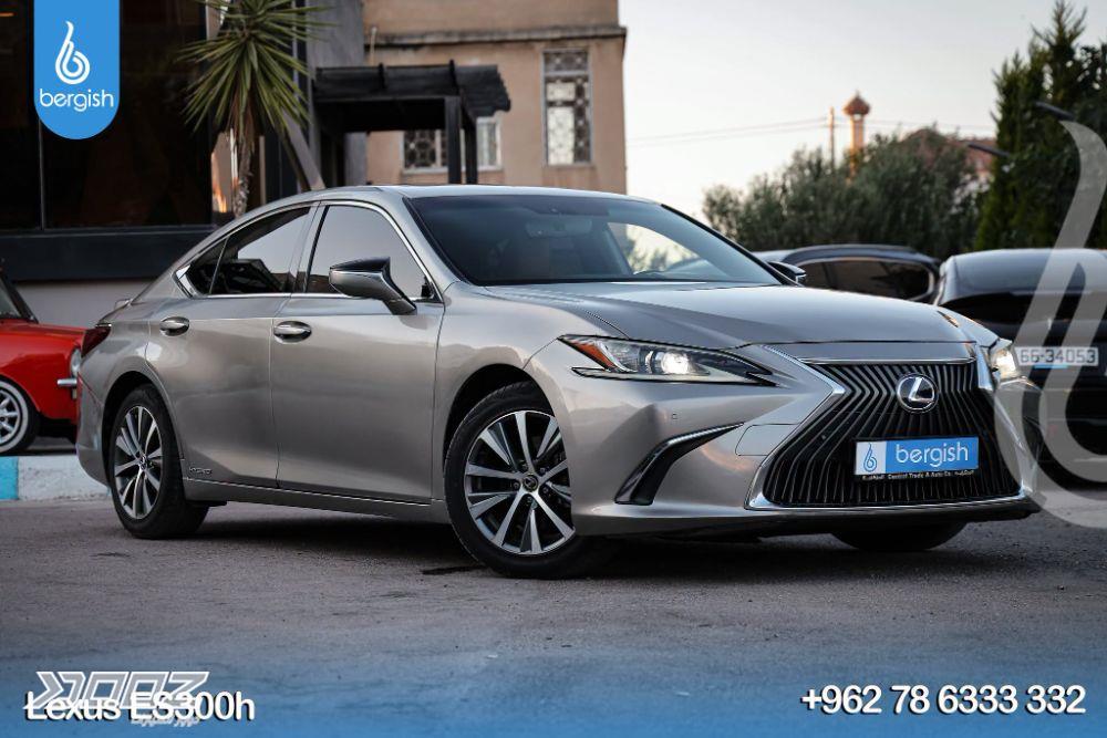 Lexus ES300H 2019 for sale in Irbid