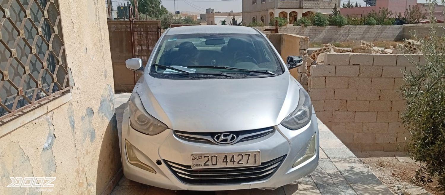 هيونداي Elantra 2012 للبيع في عمان