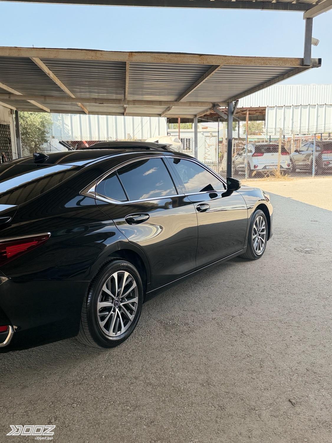 Lexus IS300 2024 for sale in Zarqa-freezone