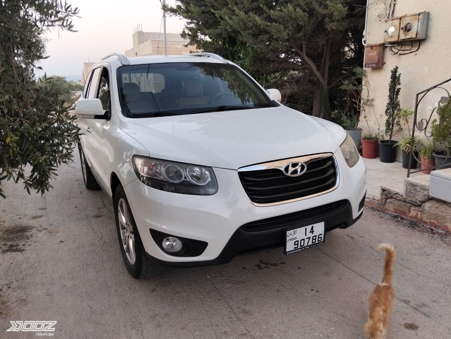 Hyundai Santa Fe 2011 for sale in Irbid
