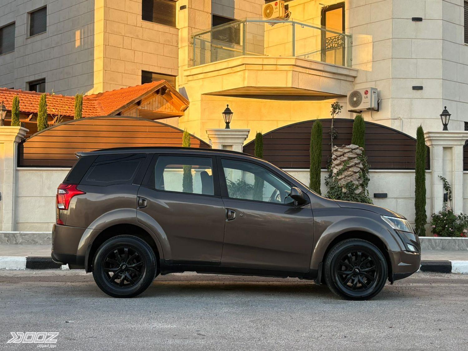 Mahindra XUV500 2019 for sale in Amman