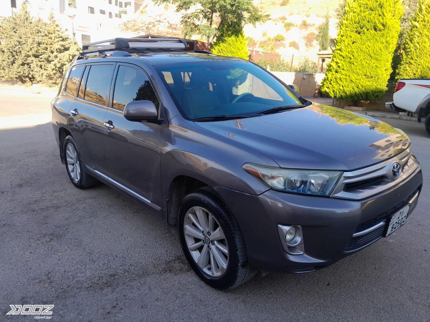 Toyota Highlander 2013 for sale in Amman